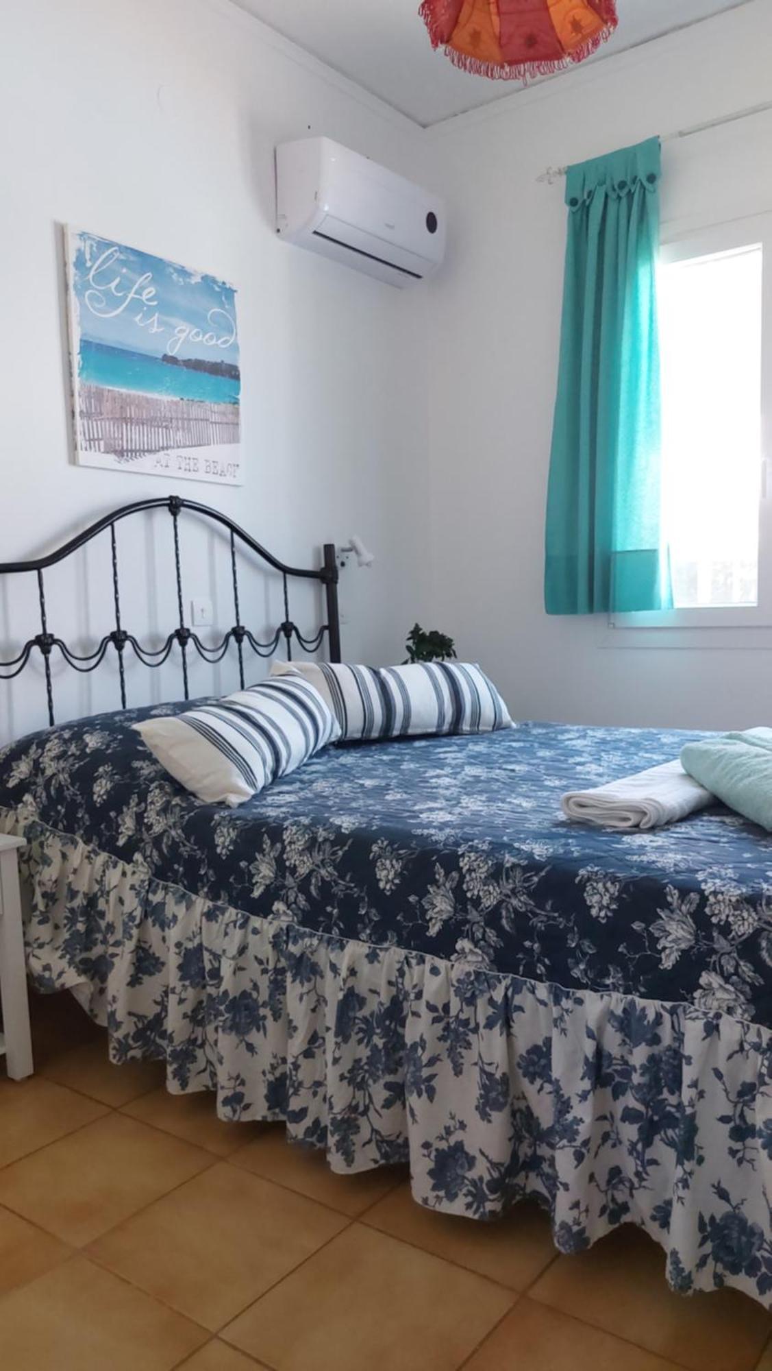 Sausan Hotel Sidárion Chambre photo